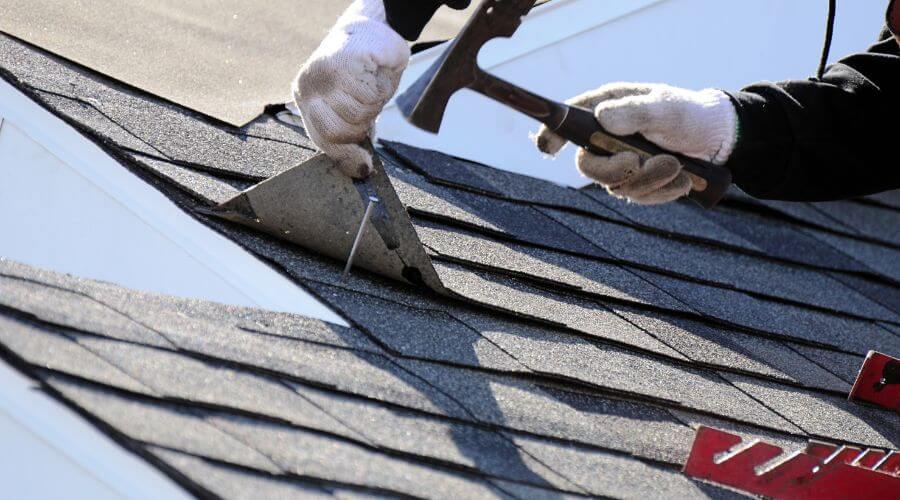 Professional gutter cleaning in Venice, LA